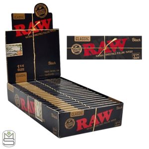 RAW - Black 1 1/4 Rolling Papers
